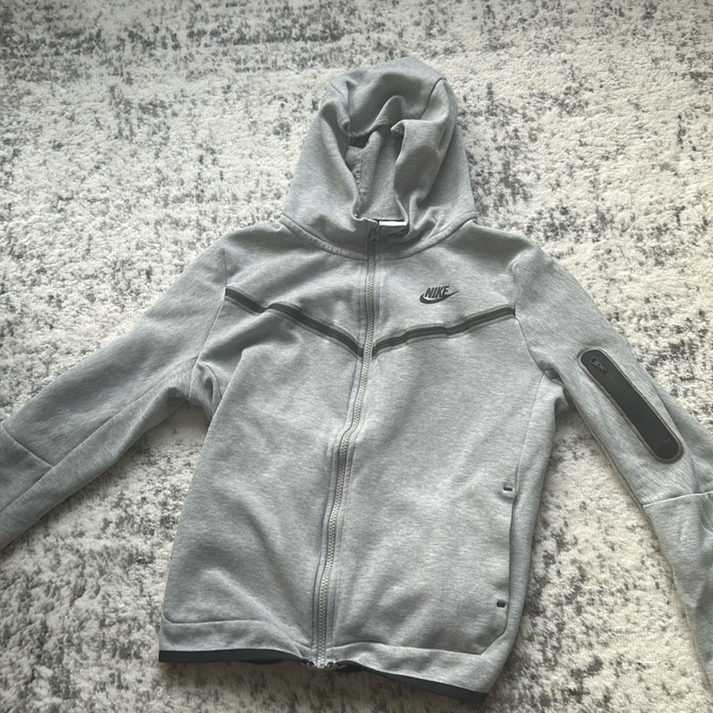 Nike Tech Fleece Jacket Gray Kids XL